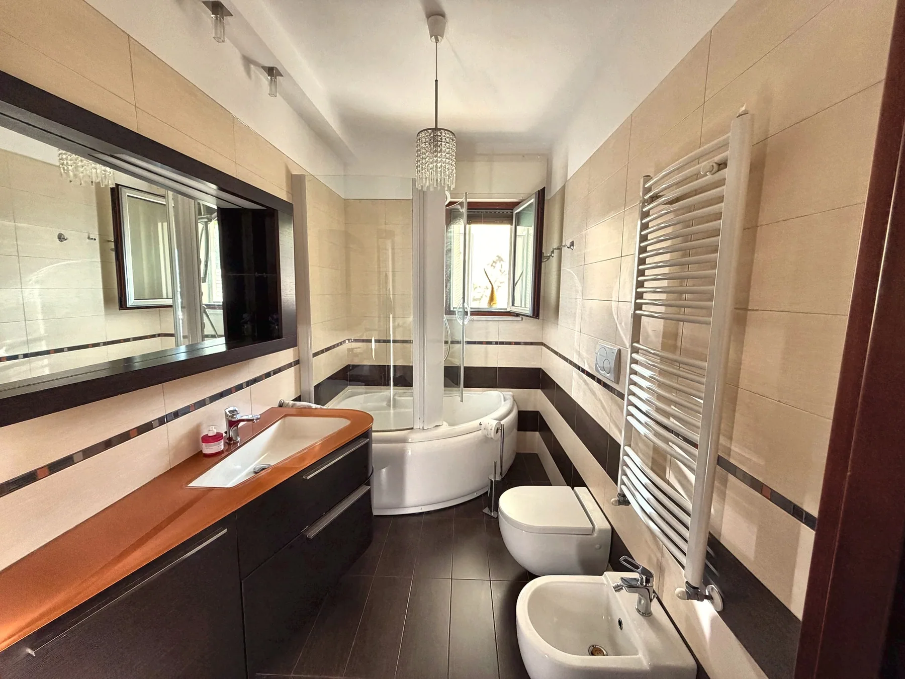 Bagno completo della Garden Suite